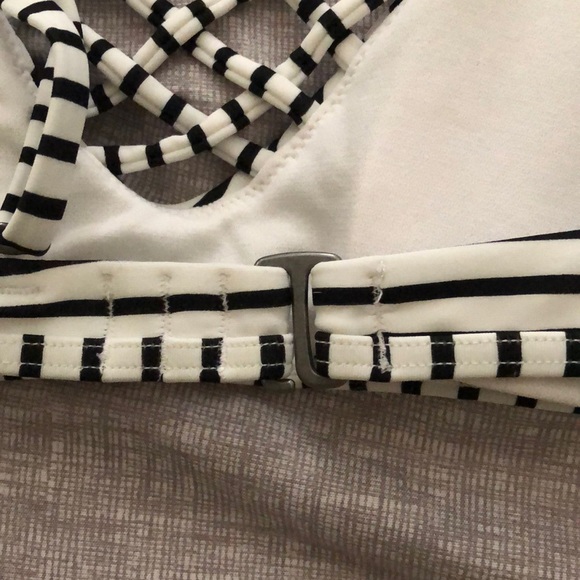 Hollister bikini top - Picture 3 of 4